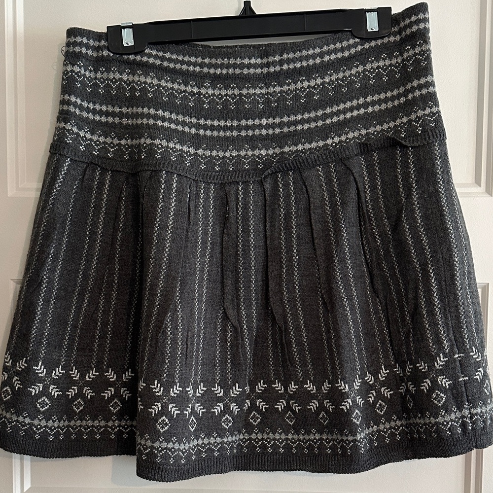 Princess Vera Wang Grey Patterned Women's Skirt - Picture 2 of 3